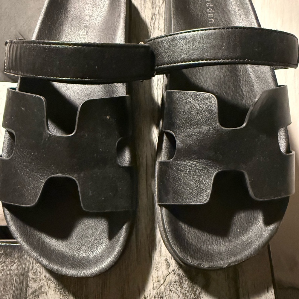 Madden Girl Black Leather Slide Sandals